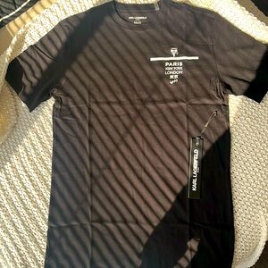 NWT KARL LAGERFELD T-SHIRT SIZE SMALL